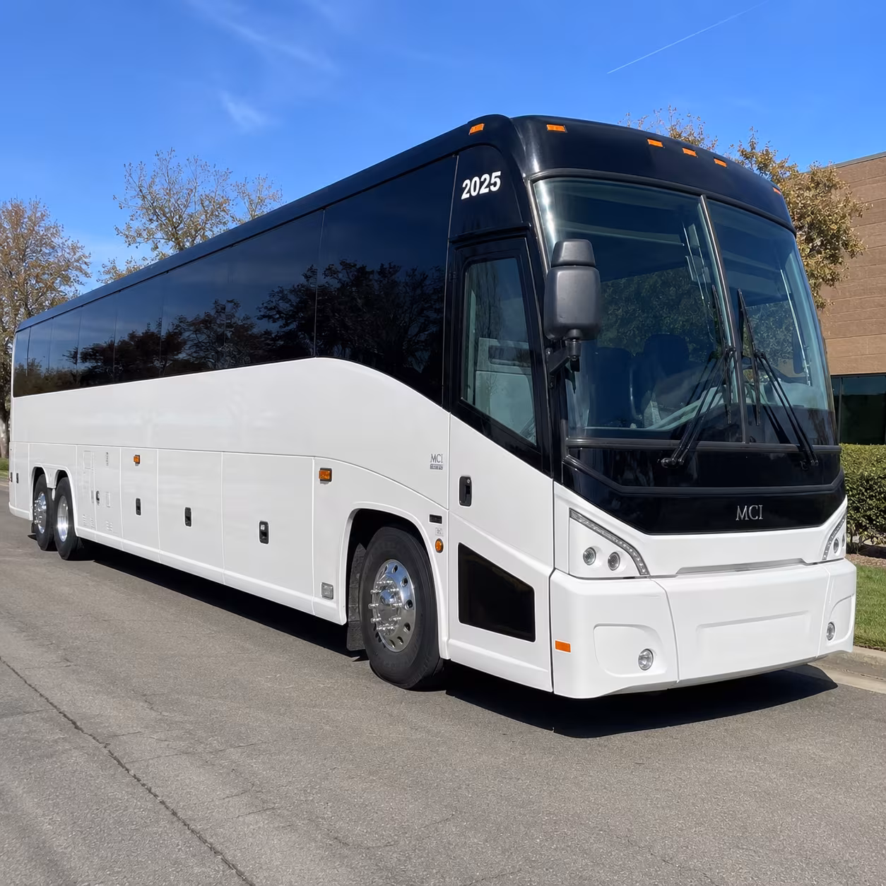 employee shuttle service along the i 5 corridor between marysville and everett