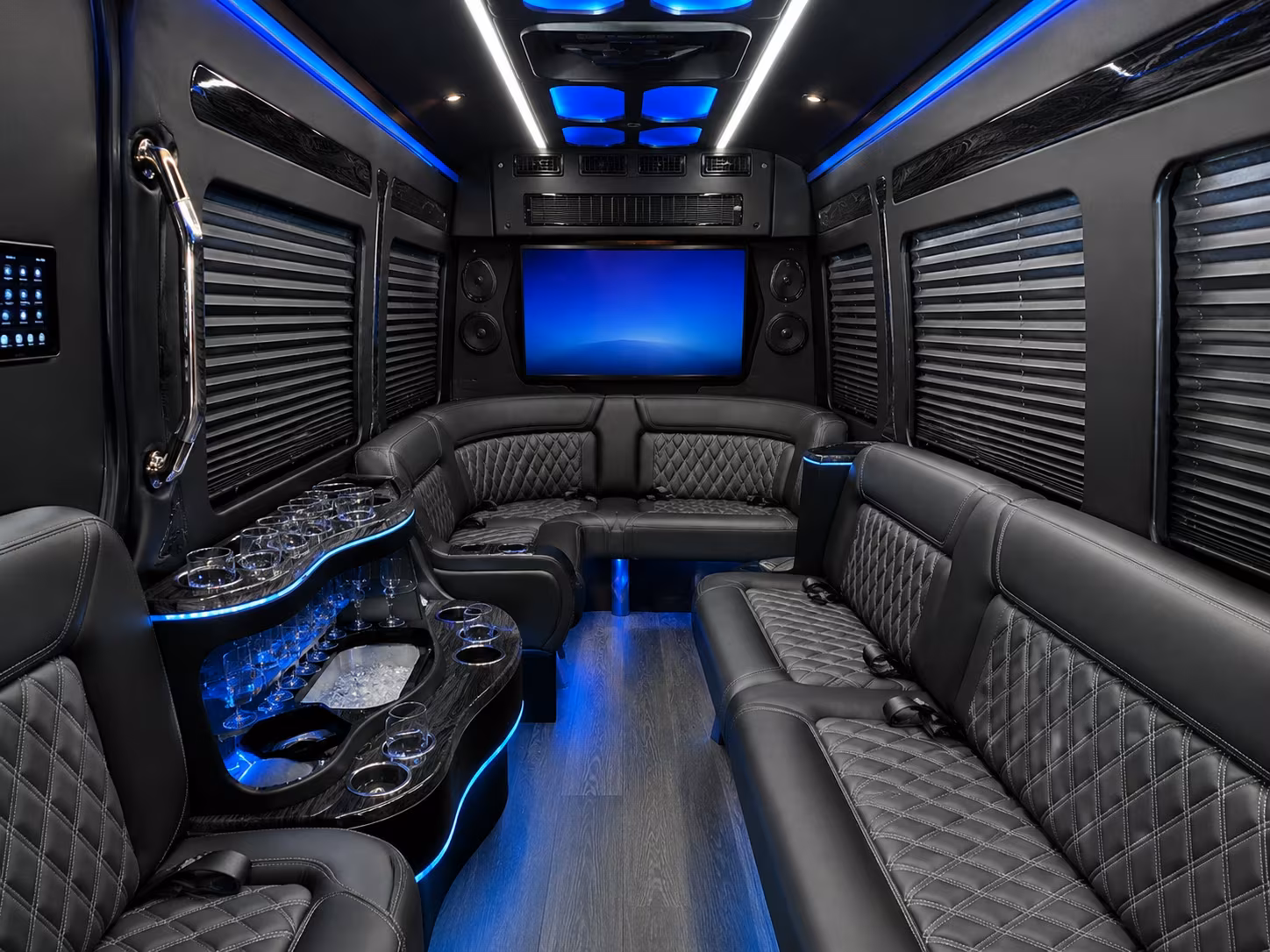 seattle concert bus rentals from marysville to climate pledge arena lumen field t mobile park