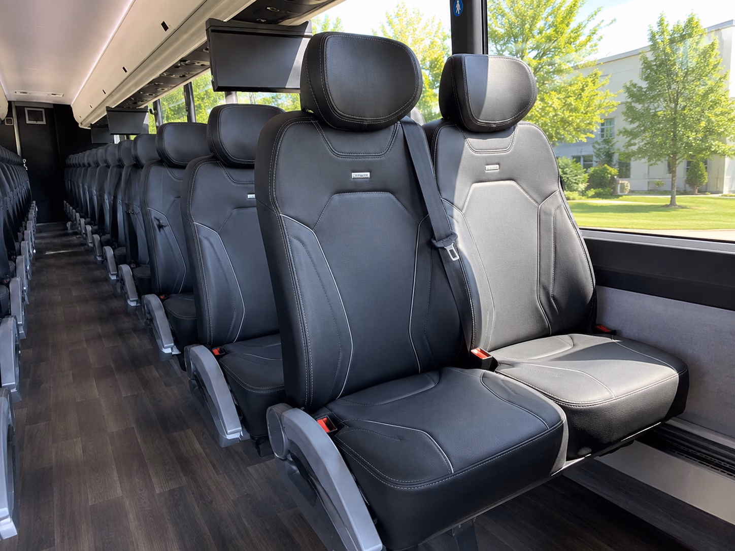 woodinville wine country bus rentals from marysville